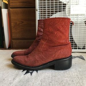 MIISTA chunky low heel boots
